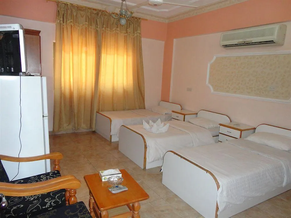 Al Qidra Hotel & Suites Aqaba 3*,