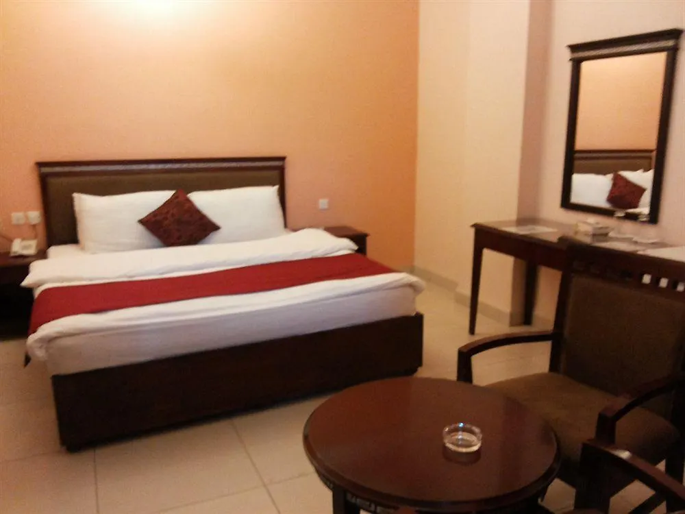 Al Qidra Hotel & Suites Акаба