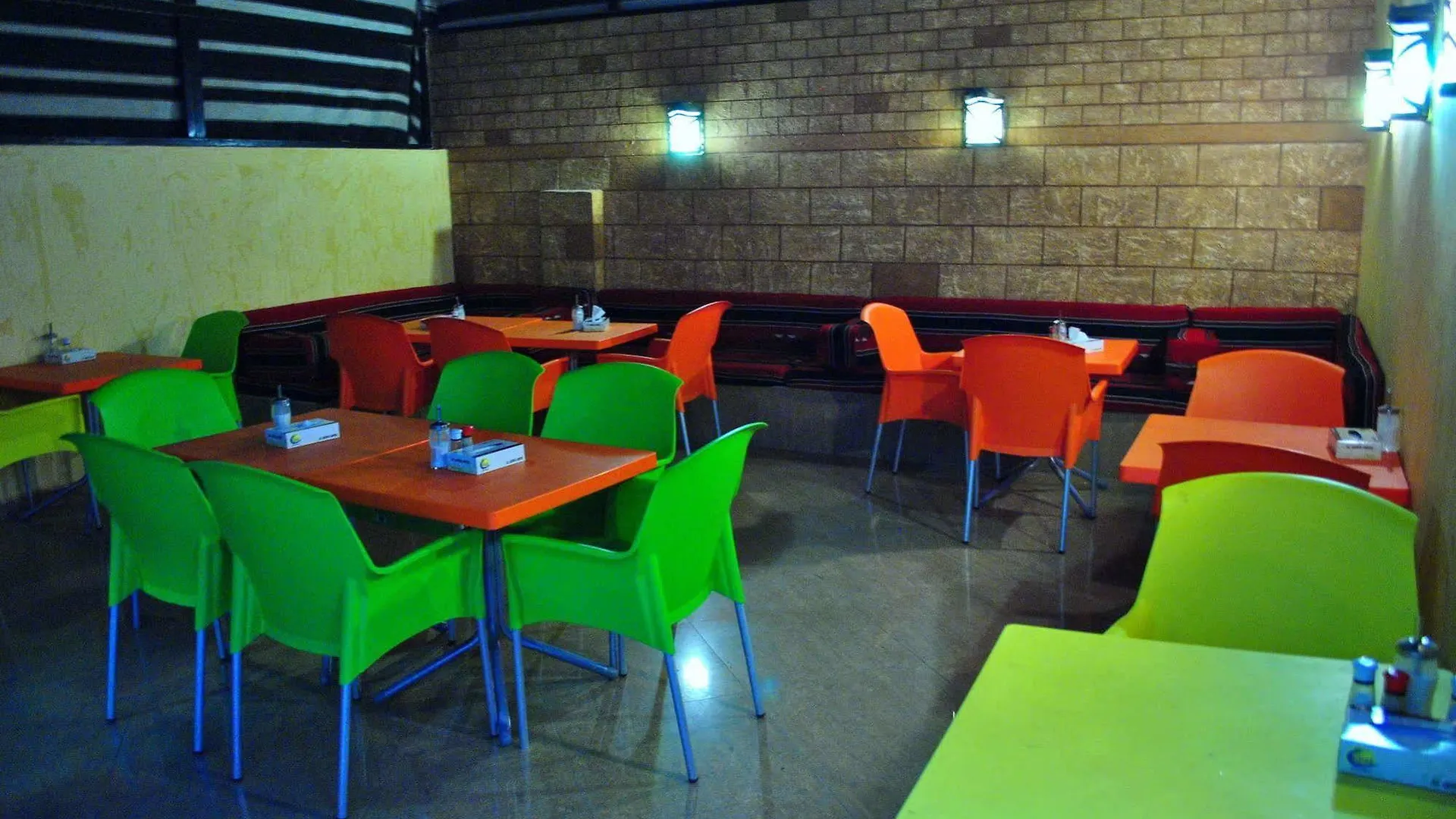 Al Qidra Hotel & Suites Акаба